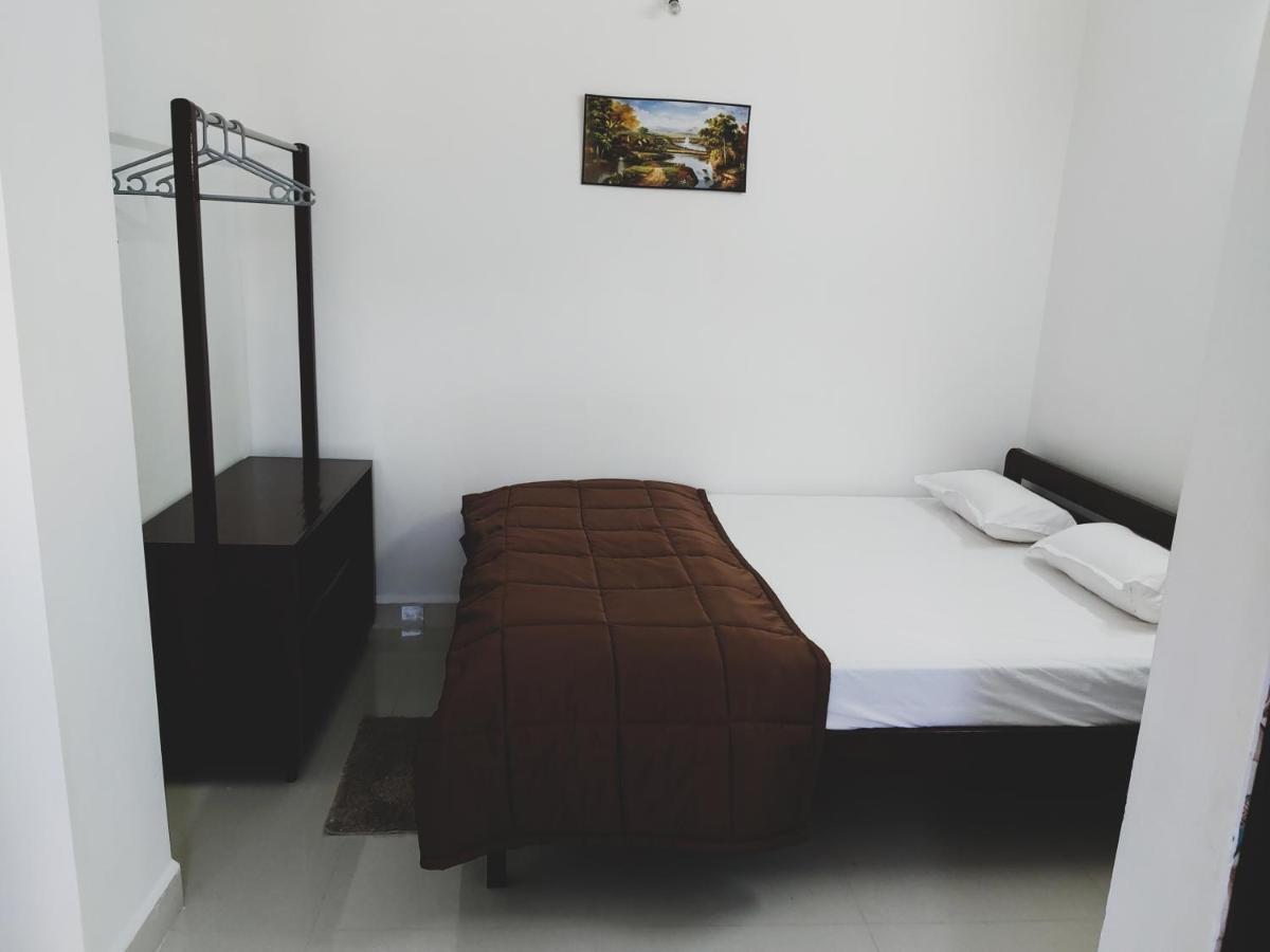 Cirilo'S Guest House パナジ エクステリア 写真